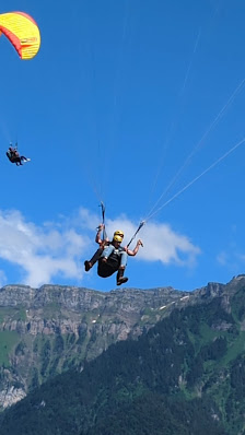 AlpinAir Paragliding Interlaken thumb 7